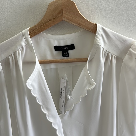 Women’s J. Crew Button Down - Picture 2 of 4